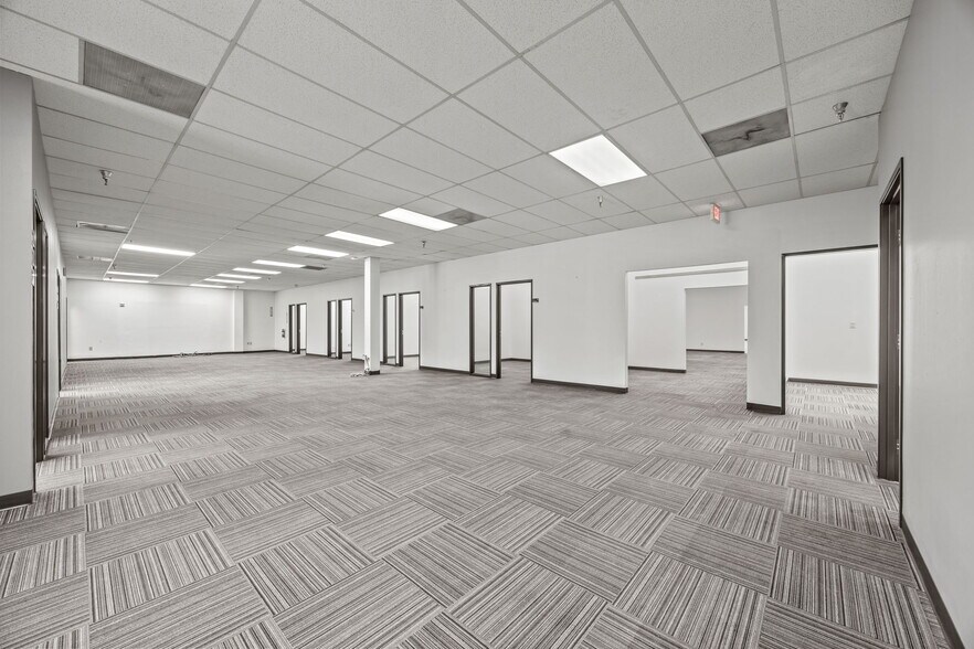 1111 Digital Dr, Richardson, TX en venta - Foto del edificio - Imagen 3 de 13