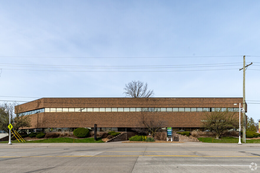 24055 Jefferson Ave, Saint Clair Shores, MI en venta - Foto del edificio - Imagen 2 de 8