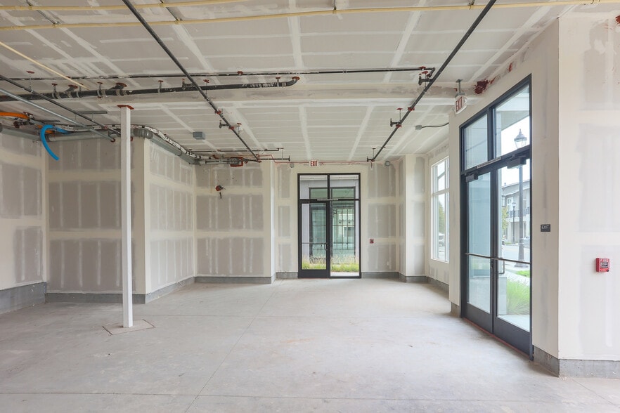 Aptos Village cartera de 8 inmuebles en venta en LoopNet.es - Matterport 3D Scan - Imagen 3 de 32