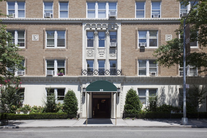 25 W 81st St, New York, NY en alquiler - Foto del edificio - Imagen 3 de 7