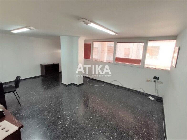 Oficina en Ontinyent en venta - Foto del edificio - Imagen 3 de 9