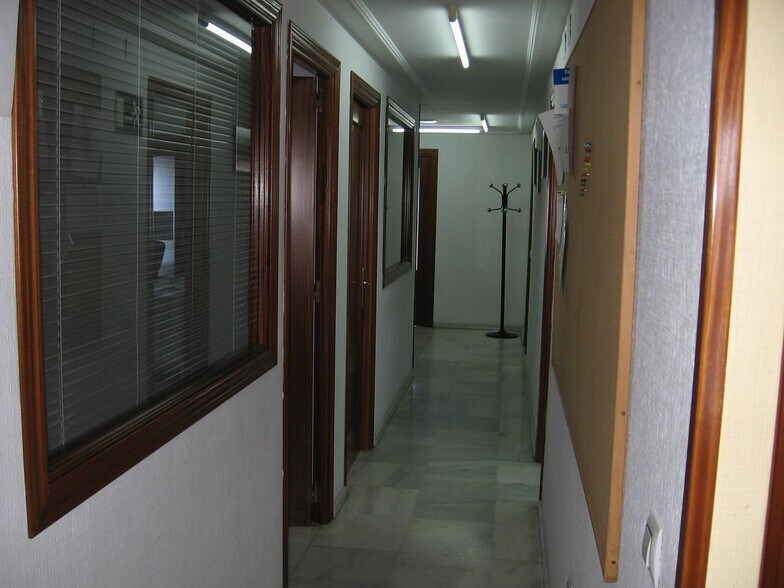 Oficina en SEVILLA, Sevilla en alquiler - Foto del edificio - Imagen 2 de 10