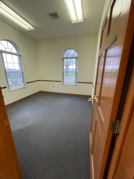 1035 Eastgate Dr, O'Fallon, IL en alquiler - Foto del interior - Imagen 3 de 13