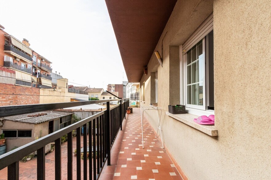 Edificio residencial en Polinyà, Barcelona en venta - Foto del edificio - Imagen 2 de 50