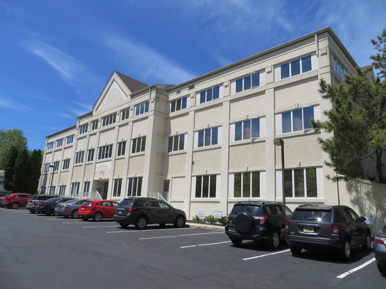 775 Mountain Blvd, Watchung, NJ en alquiler - Foto del edificio - Imagen 2 de 24