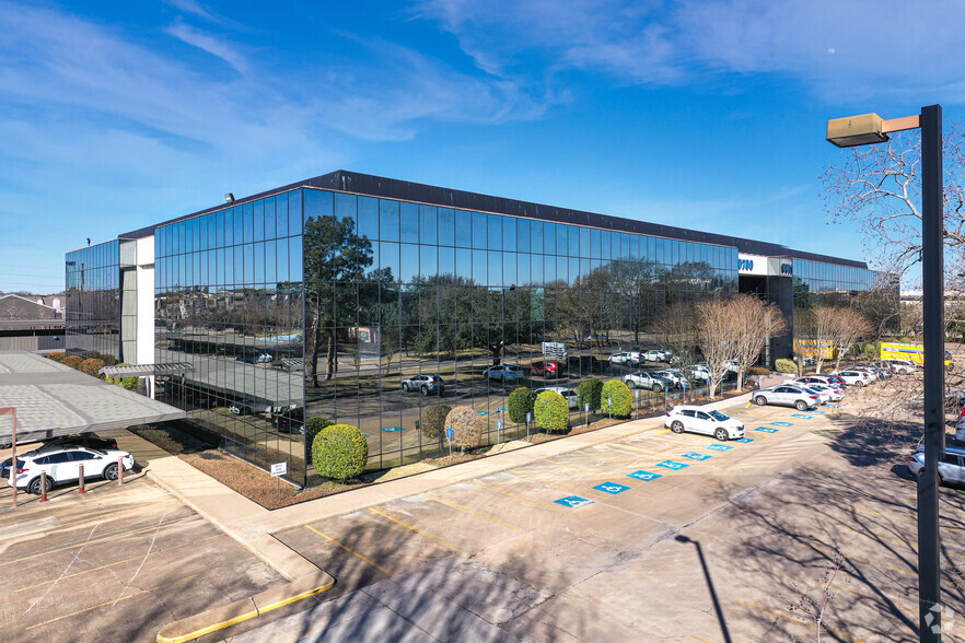 10700 Richmond Ave, Houston, TX en alquiler - Foto del edificio - Imagen 2 de 9