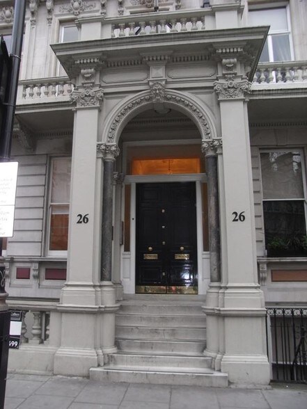 26 Grosvenor Gdns, London en alquiler - Foto del edificio - Imagen 3 de 14