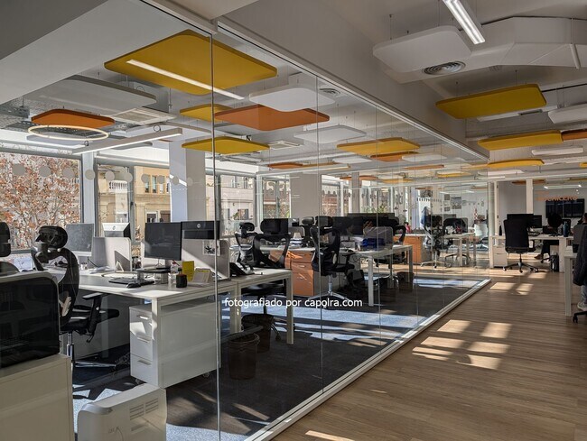 Más detalles de Carrer de Guitard, 43, Barcelona - Oficina en alquiler