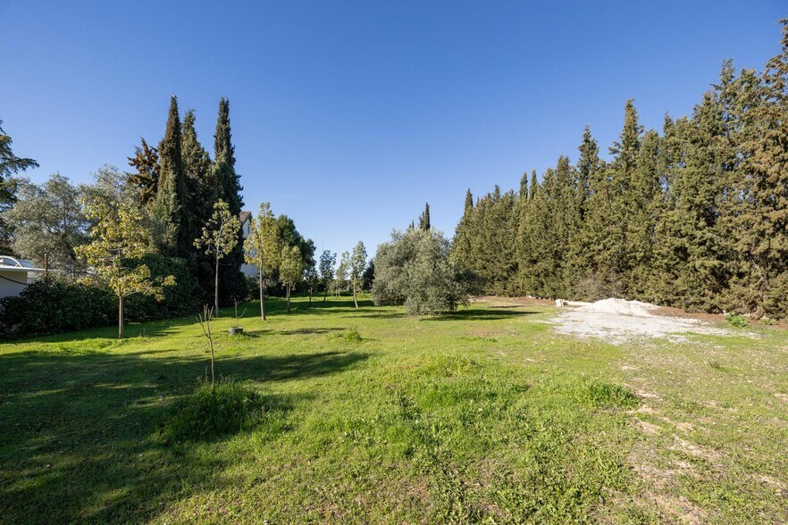 Avenida de los Álamos, 162, Atarfe, Granada en venta - Foto del edificio - Imagen 2 de 15