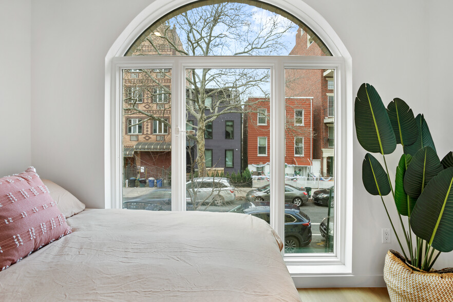 684 Leonard St, Brooklyn, NY en venta - Foto del interior - Imagen 3 de 21