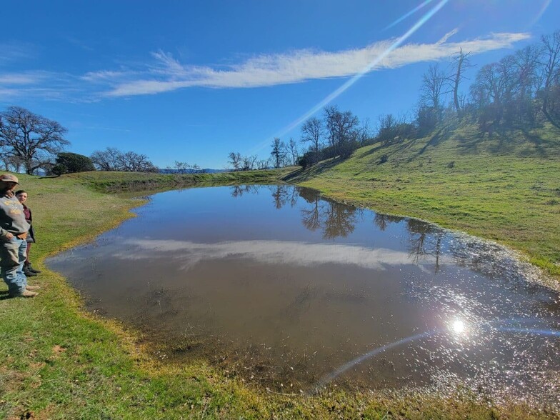 25156 State Highway 20, Clearlake Oaks, CA en venta - Foto del edificio - Imagen 3 de 15