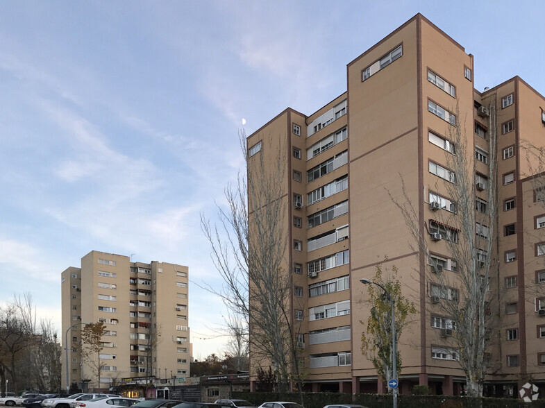 Calle De Uruguay, 35, Coslada, Madrid en alquiler - Foto del edificio - Imagen 1 de 2