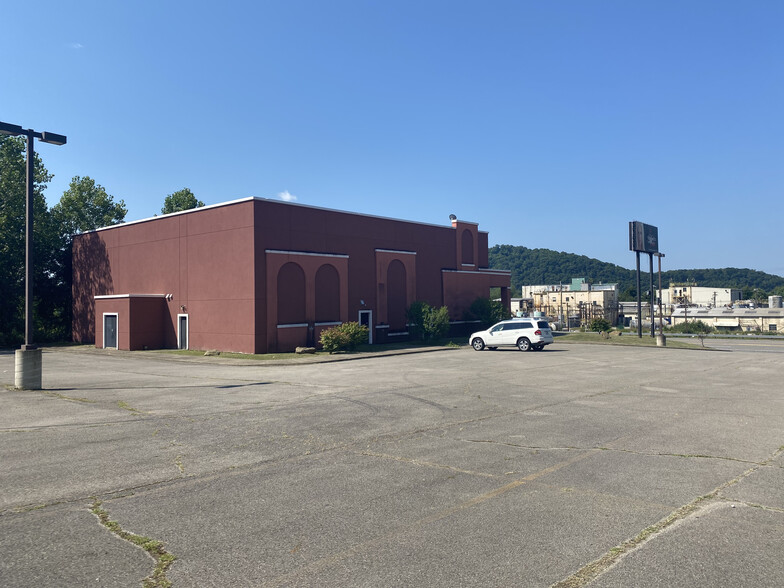 Ohio River Blvd, New Cumberland, WV en venta - Foto del edificio - Imagen 2 de 13