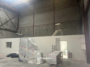 Oficina en Vaulx-en-Velin en alquiler Foto del edificio- Imagen 1 de 2