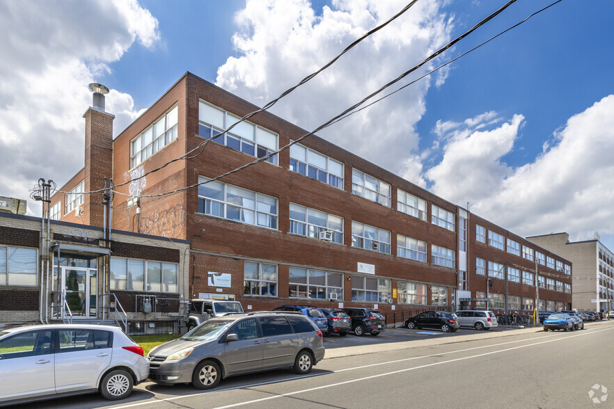 5450-5540 Rue Fullum, Montréal, QC en alquiler - Foto principal - Imagen 1 de 3