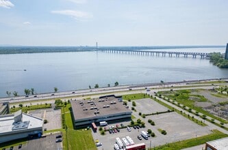 1555 Rue Carrie-Derick, Montréal, QC - AÉREA vista de mapa - Image1