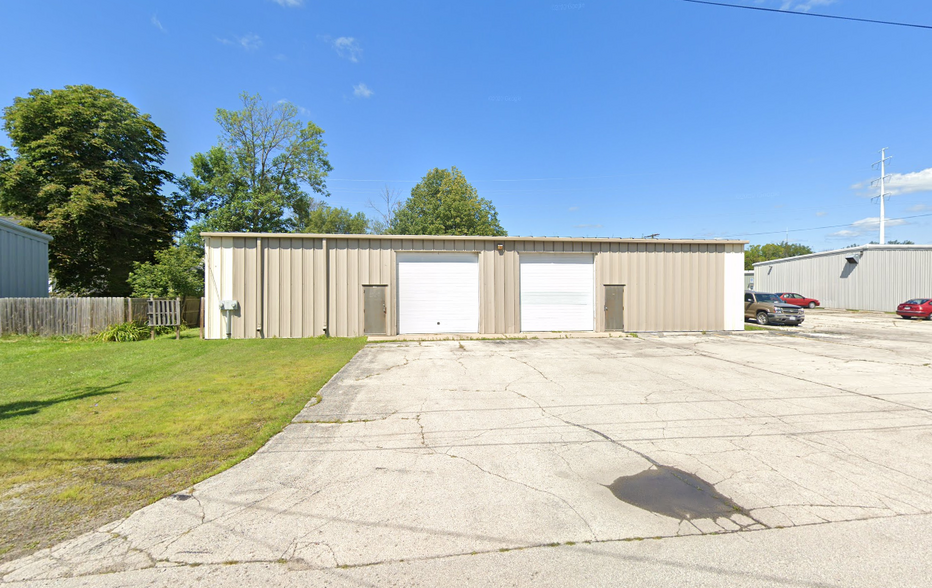 1227-1229 S Maple Ave, Green Bay, WI en alquiler - Foto del edificio - Imagen 2 de 4