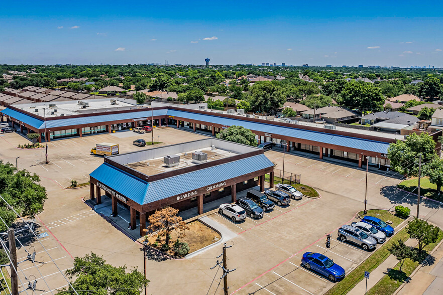 2408 Trinity Mills Rd, Carrollton, TX en alquiler - Foto del edificio - Imagen 3 de 6