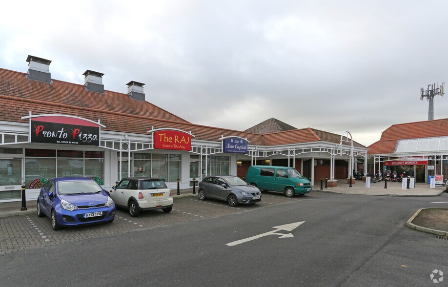 Birchwood Ave, Lincoln en alquiler - Foto del edificio - Imagen 2 de 10