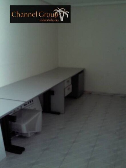 Local en Elche, Alicante en alquiler - Foto del edificio - Imagen 3 de 7