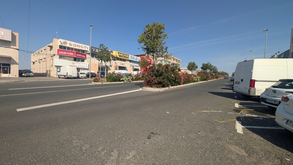 Novelda, 144, Elche, Alicante en venta - Foto del edificio - Imagen 2 de 23