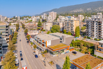 1327 Marine Dr, West Vancouver, BC - VISTA AÉREA  vista de mapa