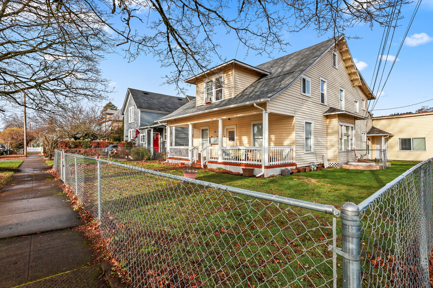 1833 C St, Washougal, WA en venta - Foto del edificio - Imagen 2 de 12