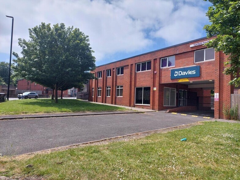 36 Hagley Rd, Halesowen en venta - Foto del edificio - Imagen 2 de 12