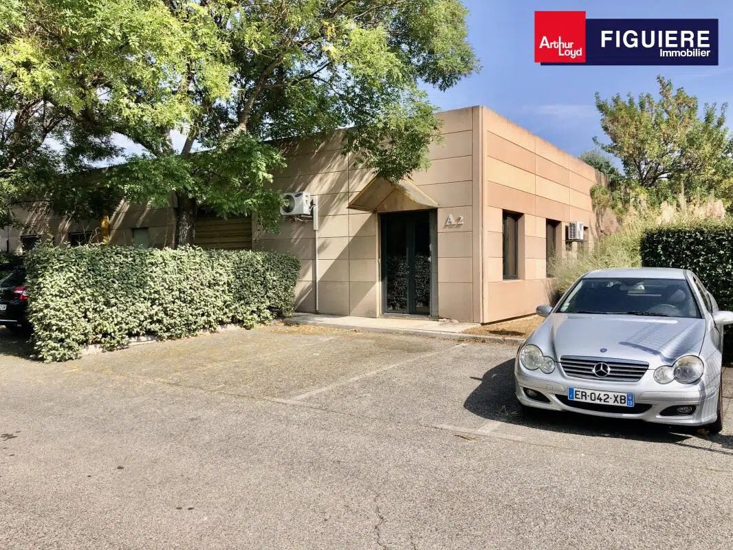 5 Voie D'Angleterre, Vitrolles en alquiler Foto del edificio- Imagen 1 de 3