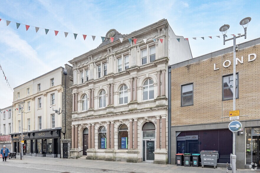 36 Dunraven Pl, Bridgend en alquiler - Foto del edificio - Imagen 2 de 2