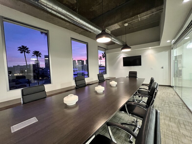 9777 Wilshire Blvd, Beverly Hills, CA en alquiler - Foto del interior - Imagen 2 de 11