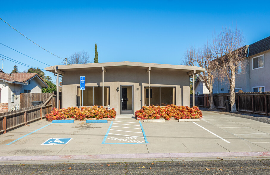 111 W 4th St, Ripon, CA en venta - Foto del edificio - Imagen 3 de 18