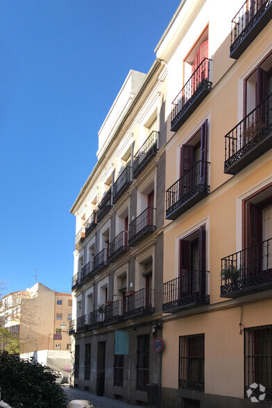 Calle del Almendro, 4, Madrid, Madrid en venta - Foto del edificio - Imagen 1 de 3