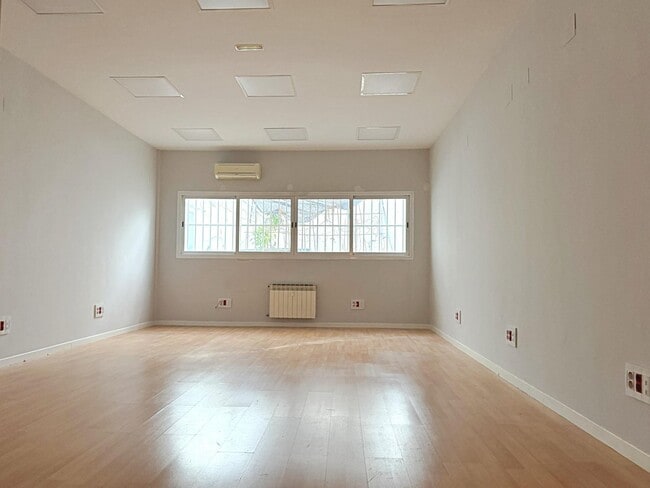 Más detalles de Oficina en alquiler