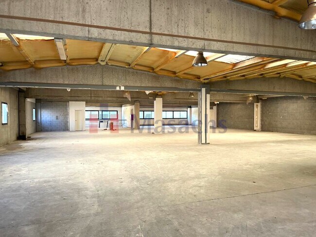 Más detalles de Nave en alquiler