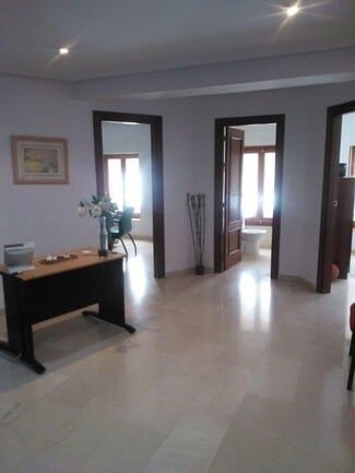 Más detalles de Carrer Infante Don Manuel, 9, Elche - Oficina en venta
