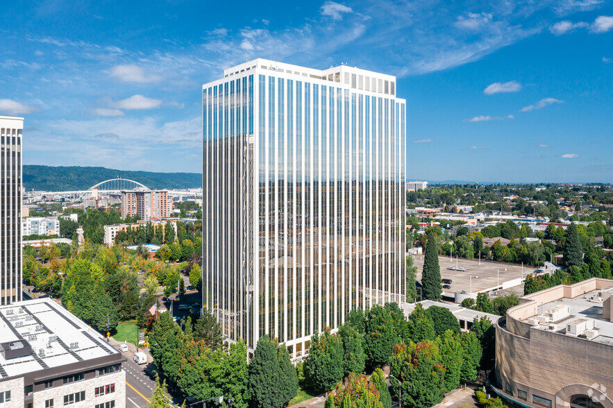 825 NE Multnomah St, Portland, OR en alquiler - Foto del edificio - Imagen 1 de 5