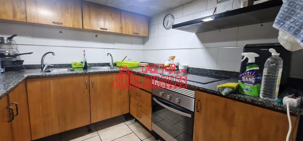 Edificio residencial en Elche, Alicante en venta - Foto del interior - Imagen 3 de 21