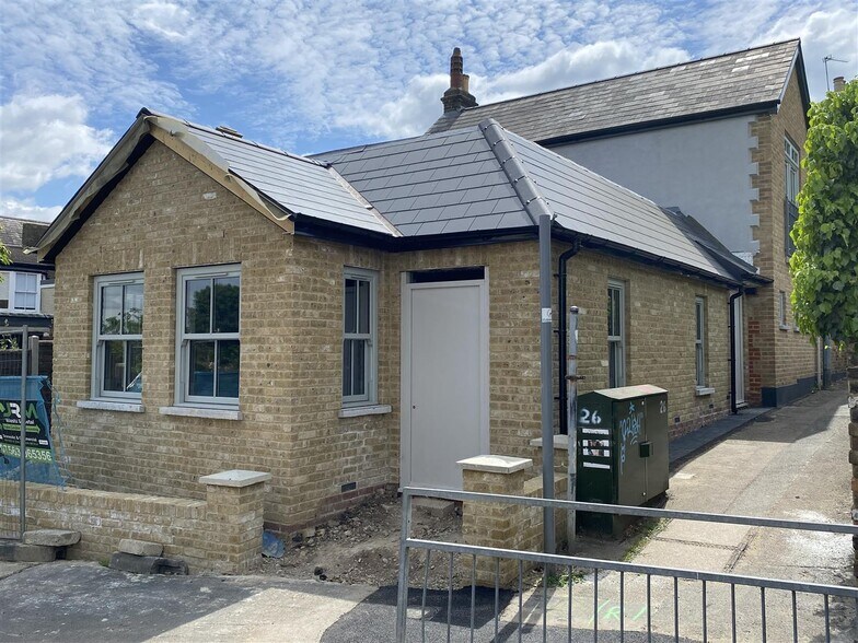 163 Queens Rd, Buckhurst Hill en alquiler - Foto del edificio - Imagen 2 de 22