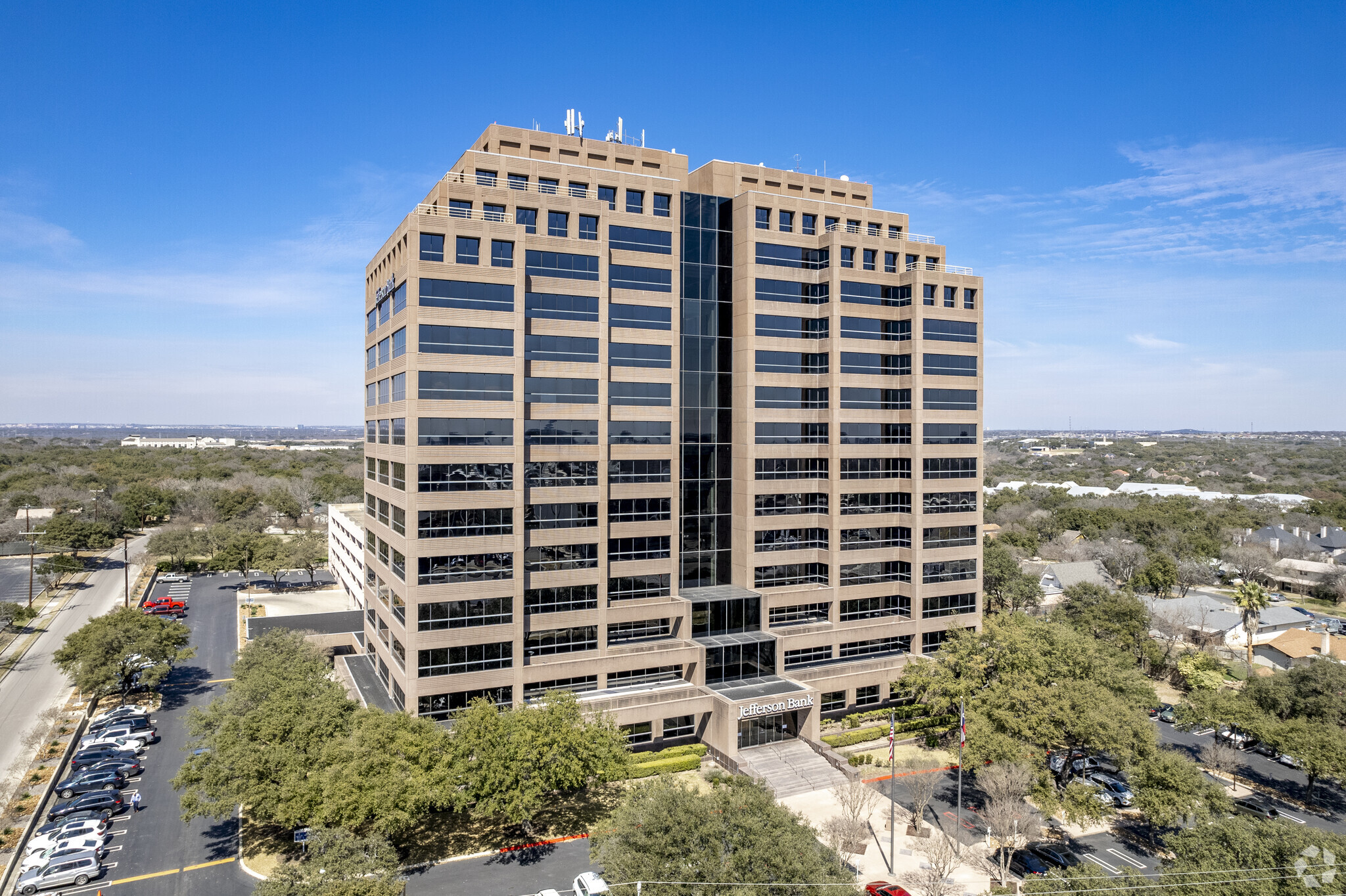 1777 NE Loop 410, San Antonio, TX en alquiler Foto del edificio- Imagen 1 de 8