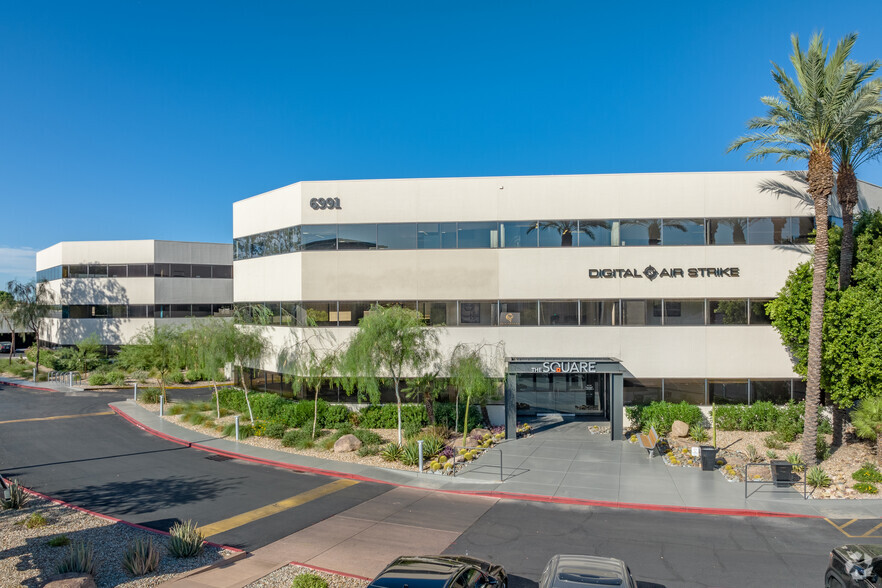 6991 E Camelback Rd, Scottsdale, AZ en alquiler - Foto del edificio - Imagen 1 de 5