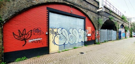 2 Gales Gdns, London en alquiler Foto del edificio- Imagen 2 de 20