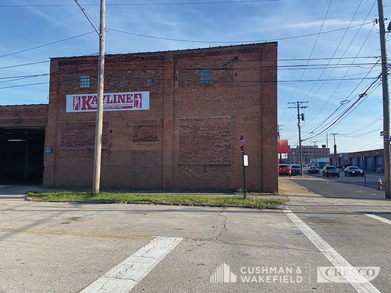 3301-3303 Lakeside Ave E, Cleveland, OH en alquiler - Foto del edificio - Imagen 3 de 6