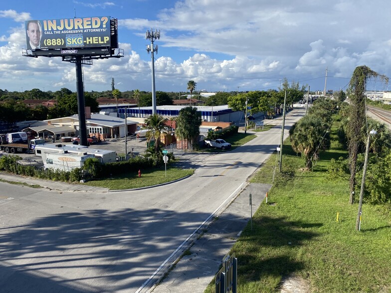 1111 SW 21st Ave, Fort Lauderdale, FL en alquiler - Foto del edificio - Imagen 3 de 3