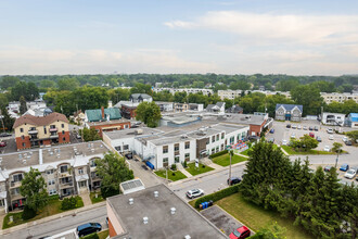 1-3 Rue Quintal, Charlemagne, QC - VISTA AÉREA  vista de mapa