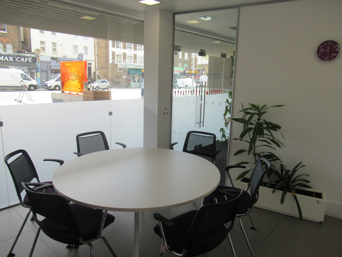 212 Wandsworth Rd, London, LND SW8 2JU - Unidad 4 -  - Foto del interior - Image 1 of 5