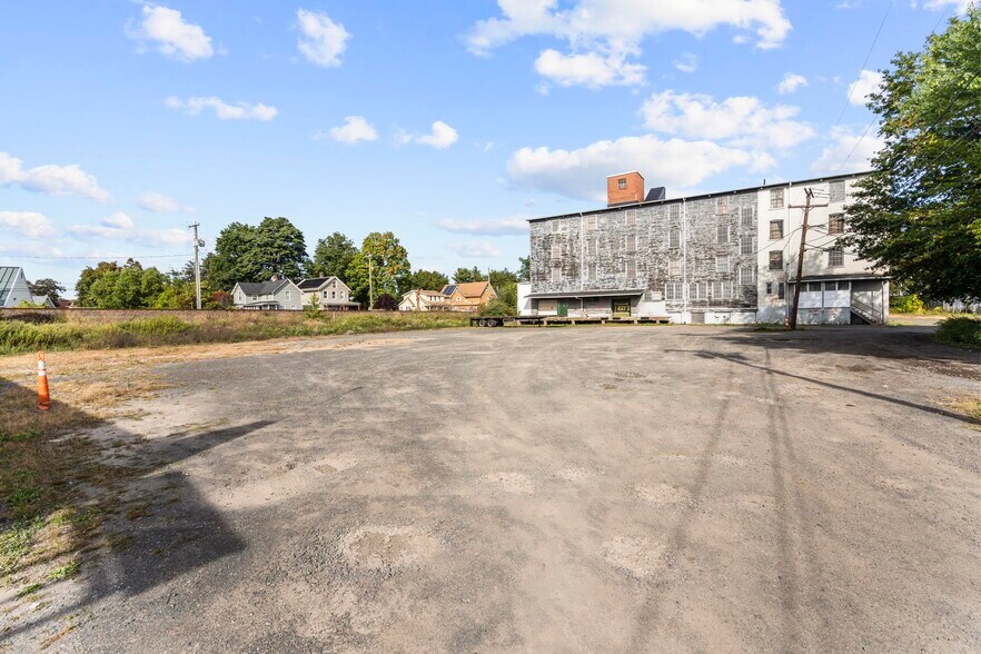 Clark St Industrial Portfolio cartera de 3 inmuebles en venta en LoopNet.es - Foto del edificio - Imagen 3 de 16