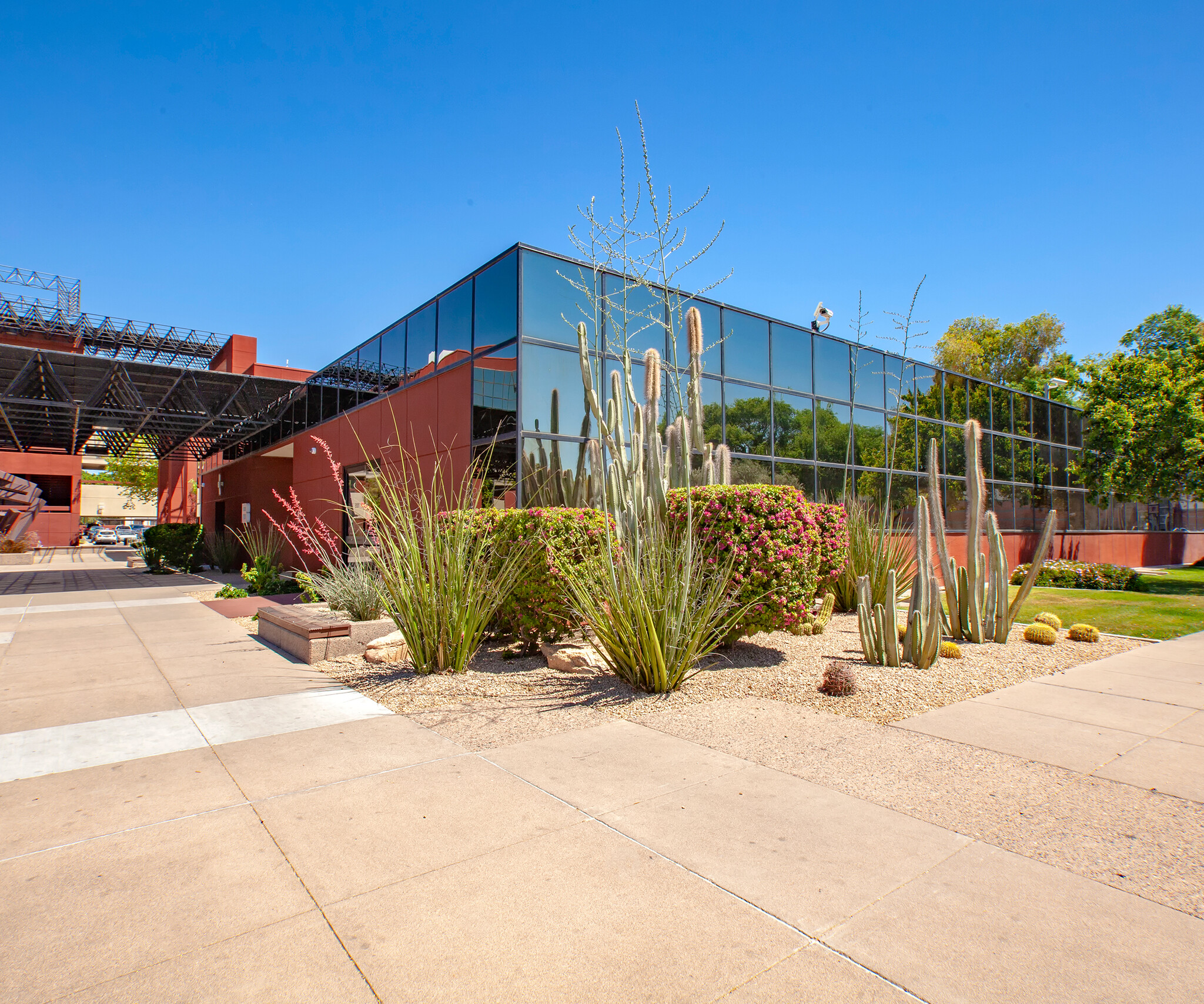 10000 N 31st Ave, Phoenix, AZ en alquiler Foto del edificio- Imagen 1 de 6