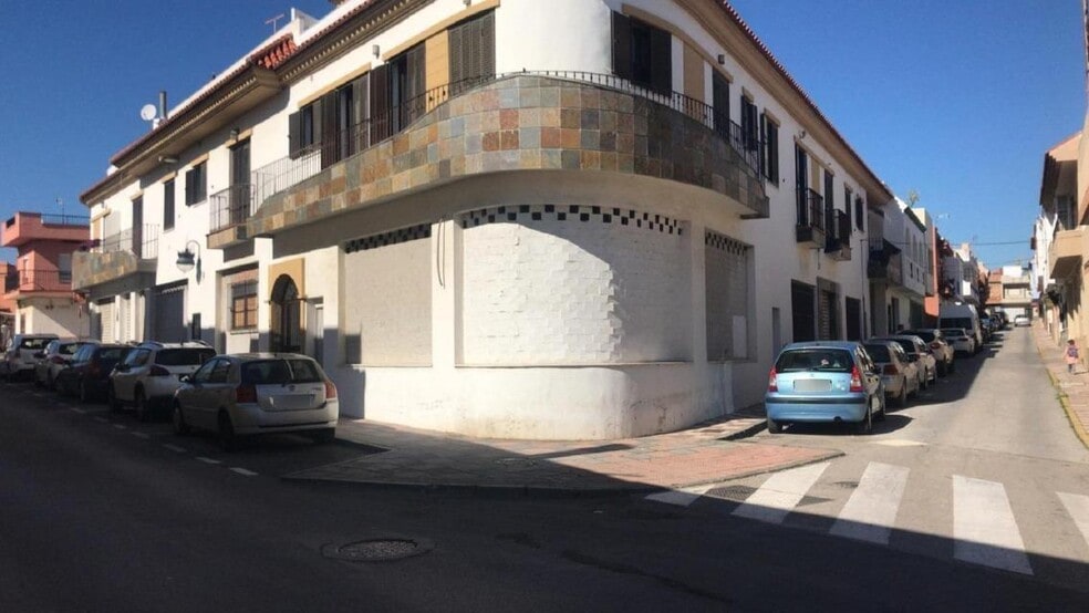 Local en Los Barrios, Cádiz en venta - Foto del edificio - Imagen 1 de 6