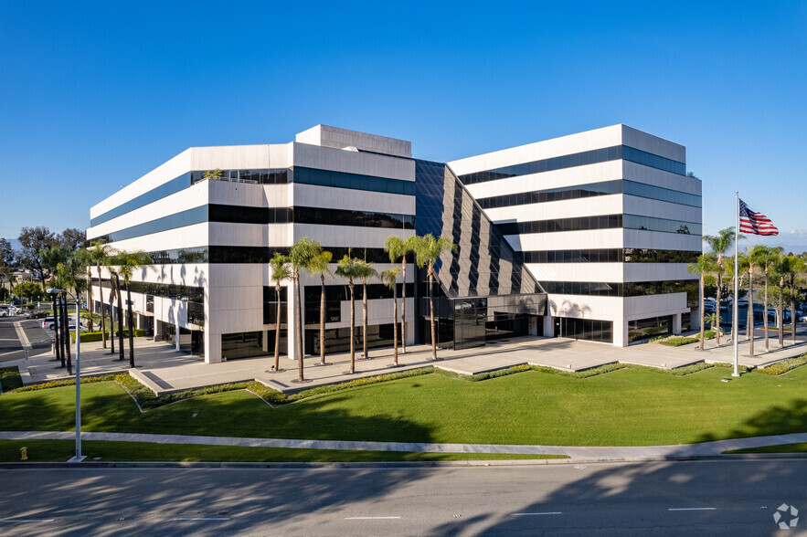 13181-13191 Crossroads Pky N, City Of Industry, CA en alquiler - Foto del edificio - Imagen 3 de 10